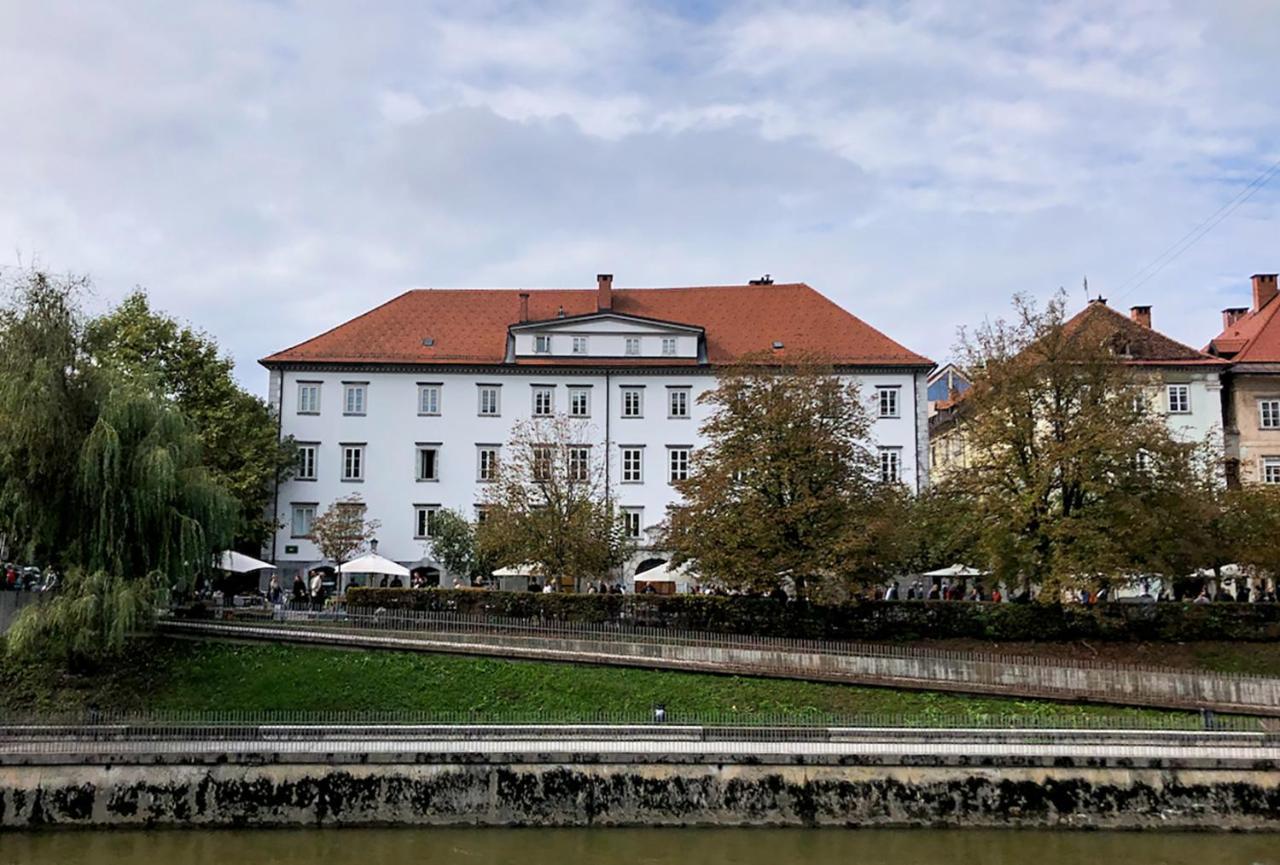 Apartment Breg - Old Town River Ljubljana Luaran gambar